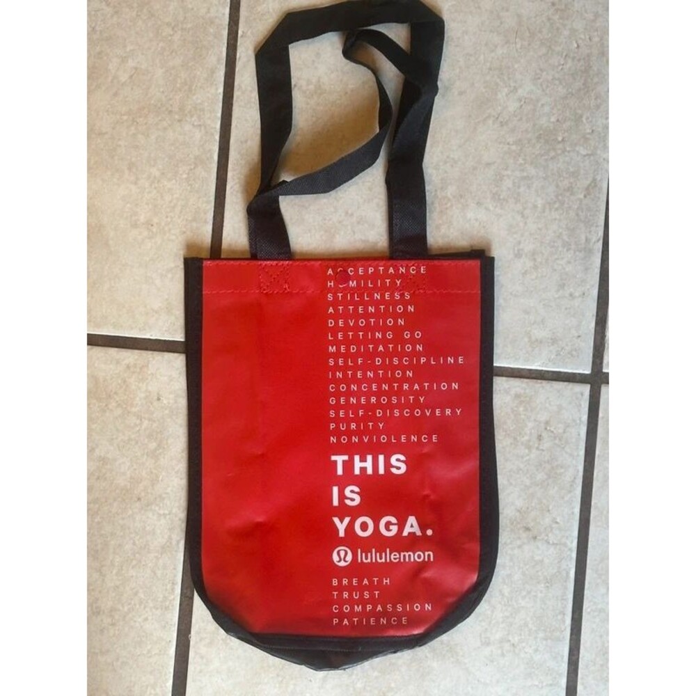 Lululemon Red Small Reusable Shopping Bag